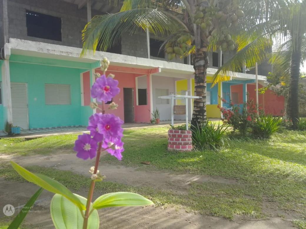 Pousada Praia De Tairu Armacao do Tairu Екстериор снимка